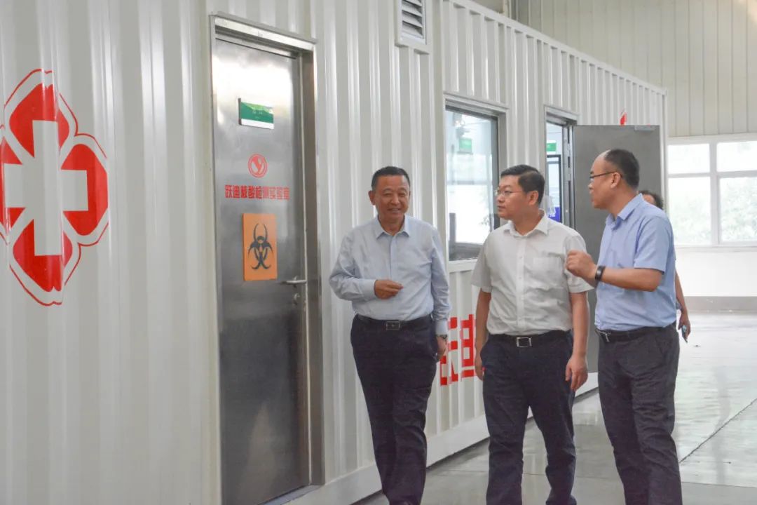 元氏縣委副書記、縣長曹鉑一行蒞臨躍迪集團考察調研