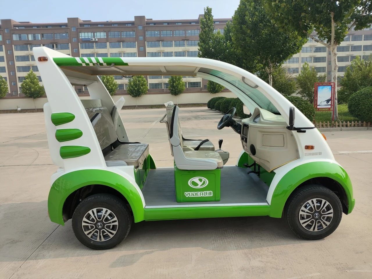 零排放 低噪音丨躍迪集團新能源觀光車發往江蘇